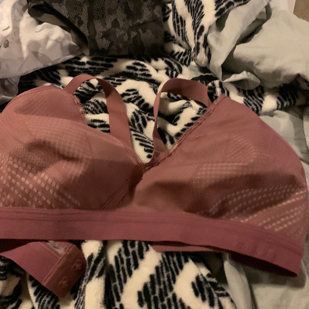 Lululemon bra